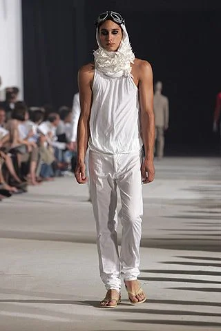 Look 19